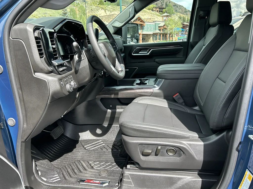 2026 Chevrolet Silverado 3500 HD LTZ - Photo 12