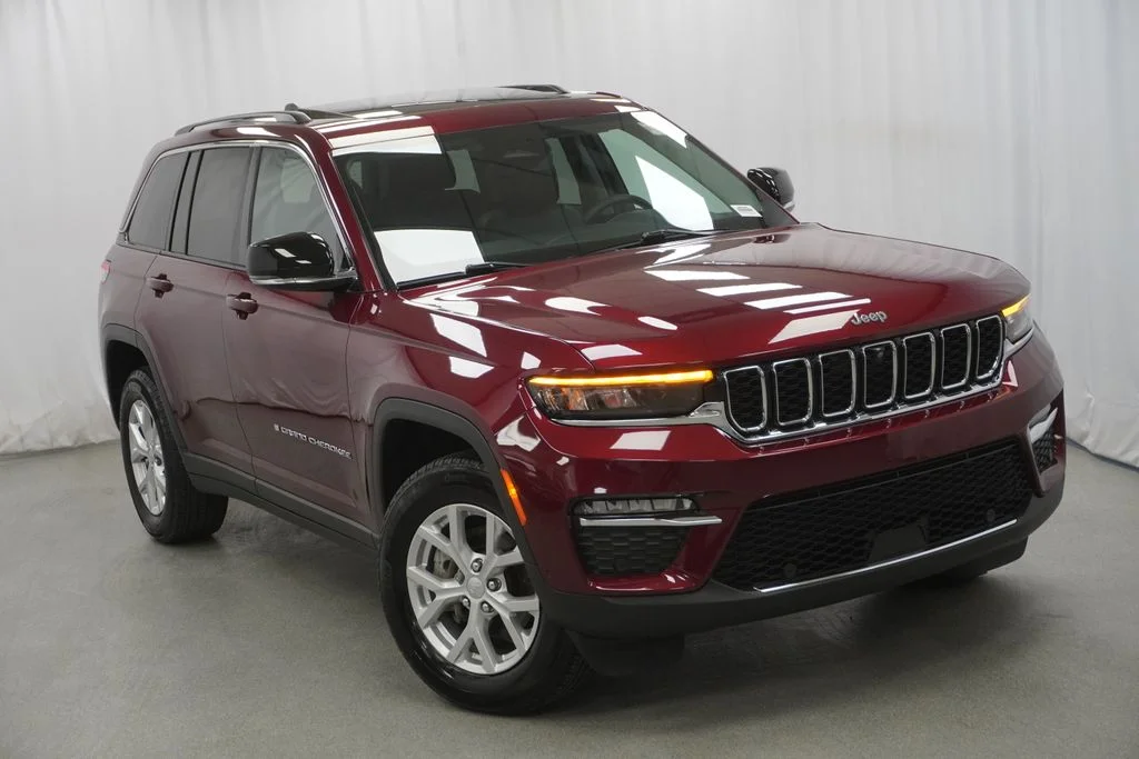 Used 2024 Red Jeep Limited image 9