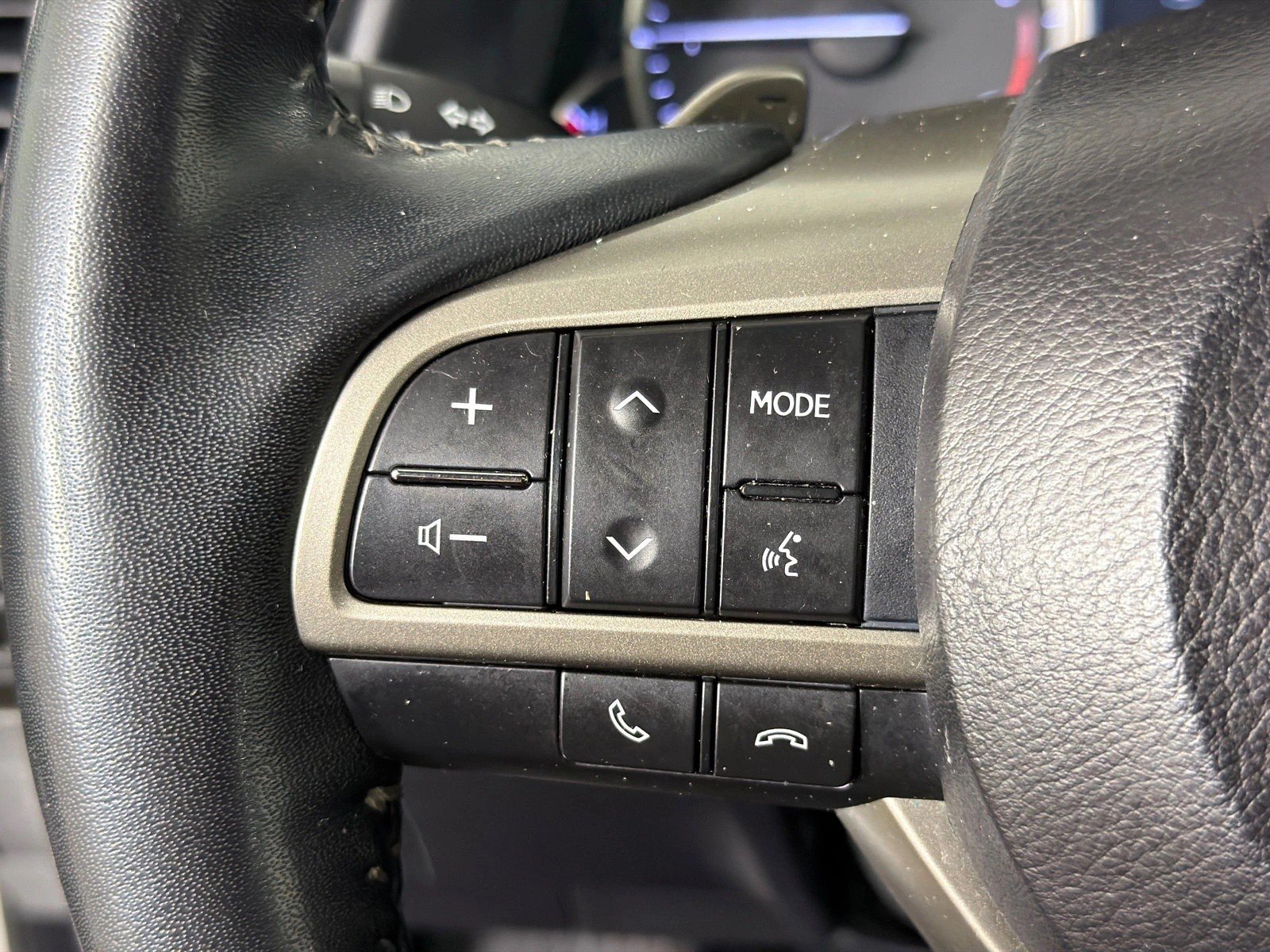 Used 2021 Eminent White Pearl Lexus RX 350 image 26