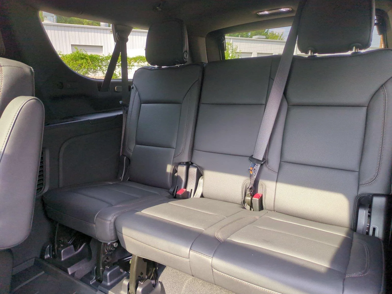 Used 2025 Lakeshore Blue Metallic Chevrolet High Country image 35