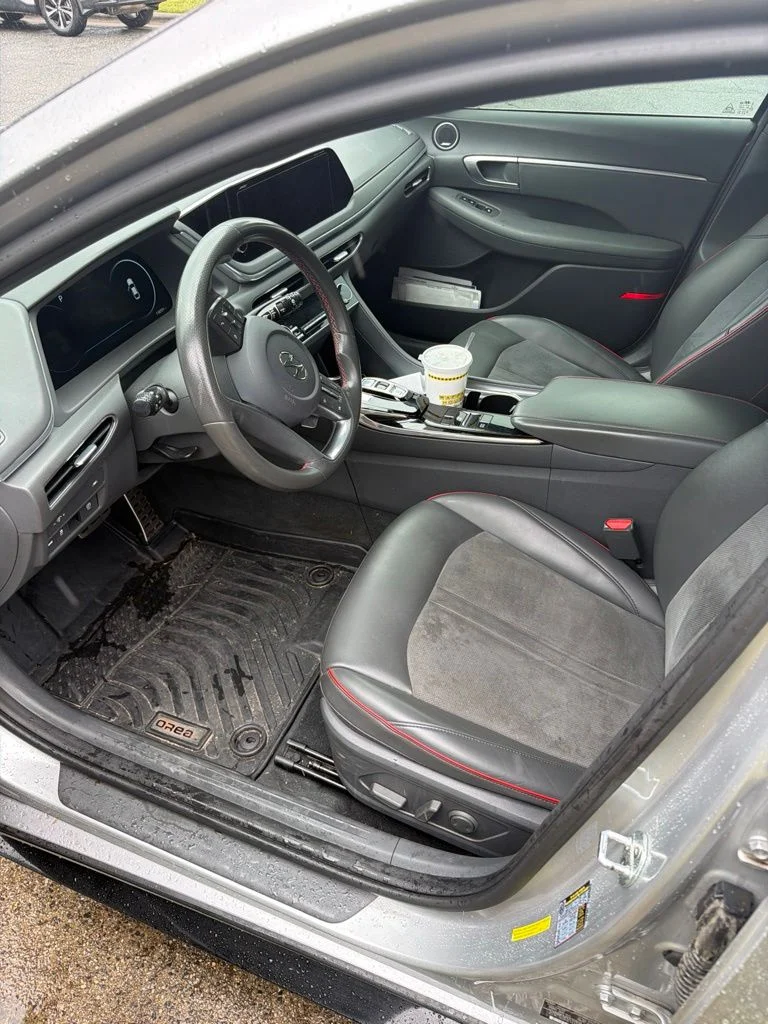 Used 2021 Silver Hyundai SEL Plus image 21