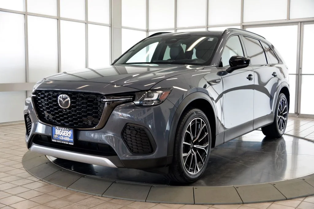 Certified Used 2025 Gray Mazda Premium Plus image 4