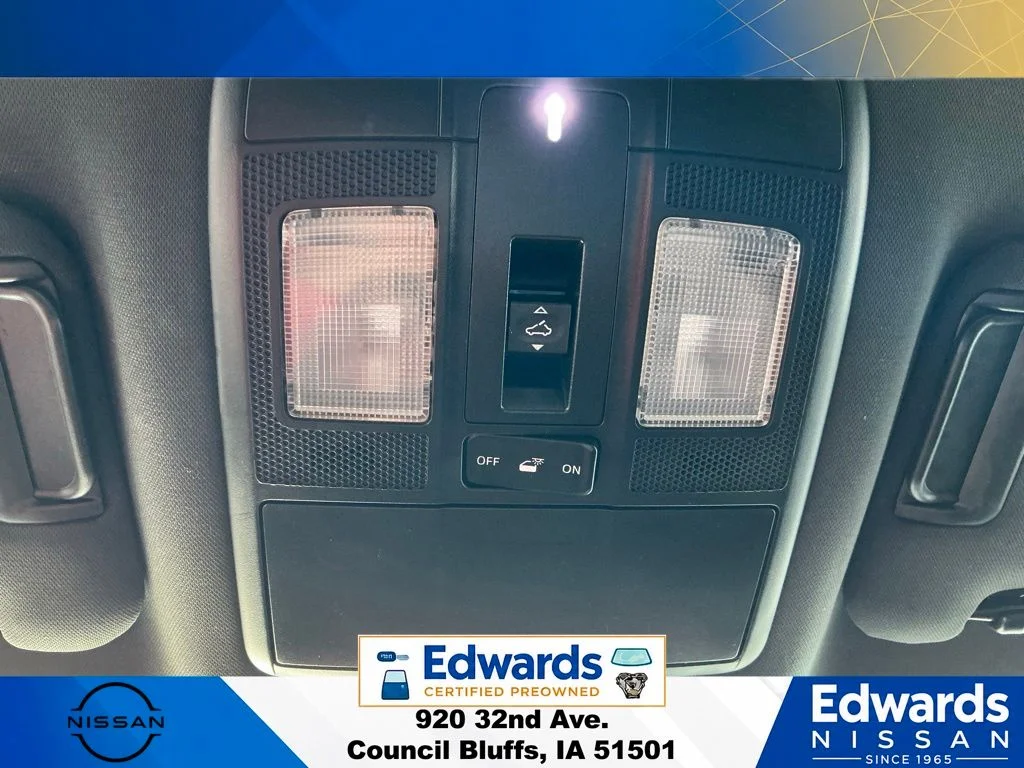 Used 2021 White Mazda Grand Touring image 40