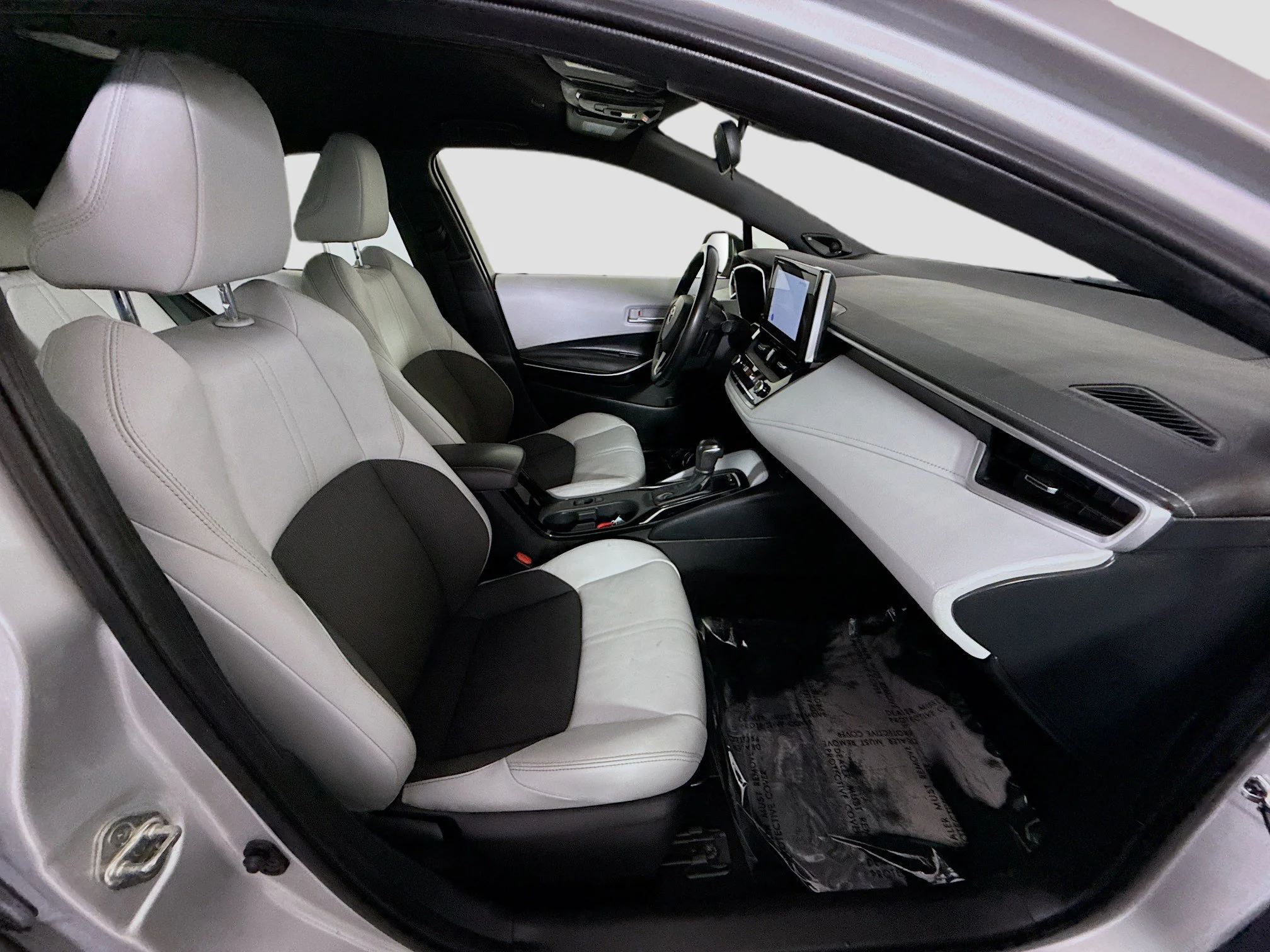 Used 2023 Classic Silver Metallic Toyota XSE image 25