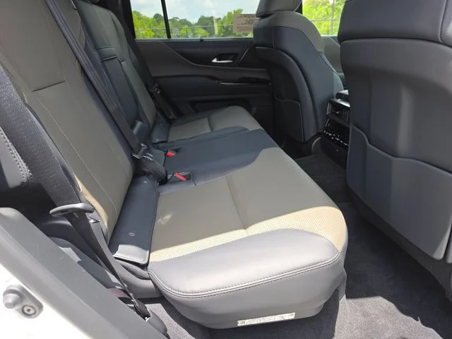 2026 Lexus LX 700h Overtrail - Photo 13