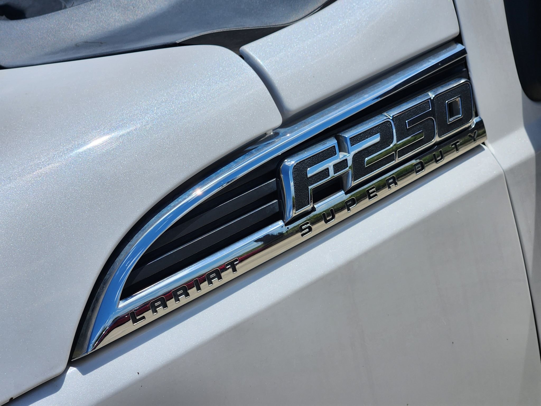 Used 2015 White Platinum Metallic Tri-Coat Ford Lariat image 12
