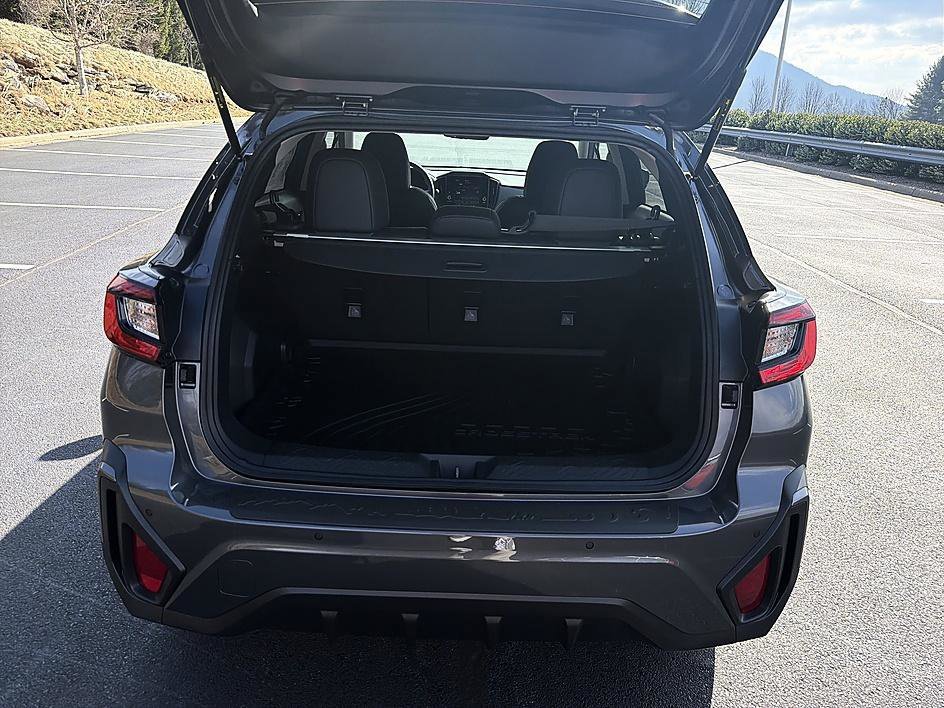 New 2026 MAGNETITE GRAY PEARL Subaru Limited image 21
