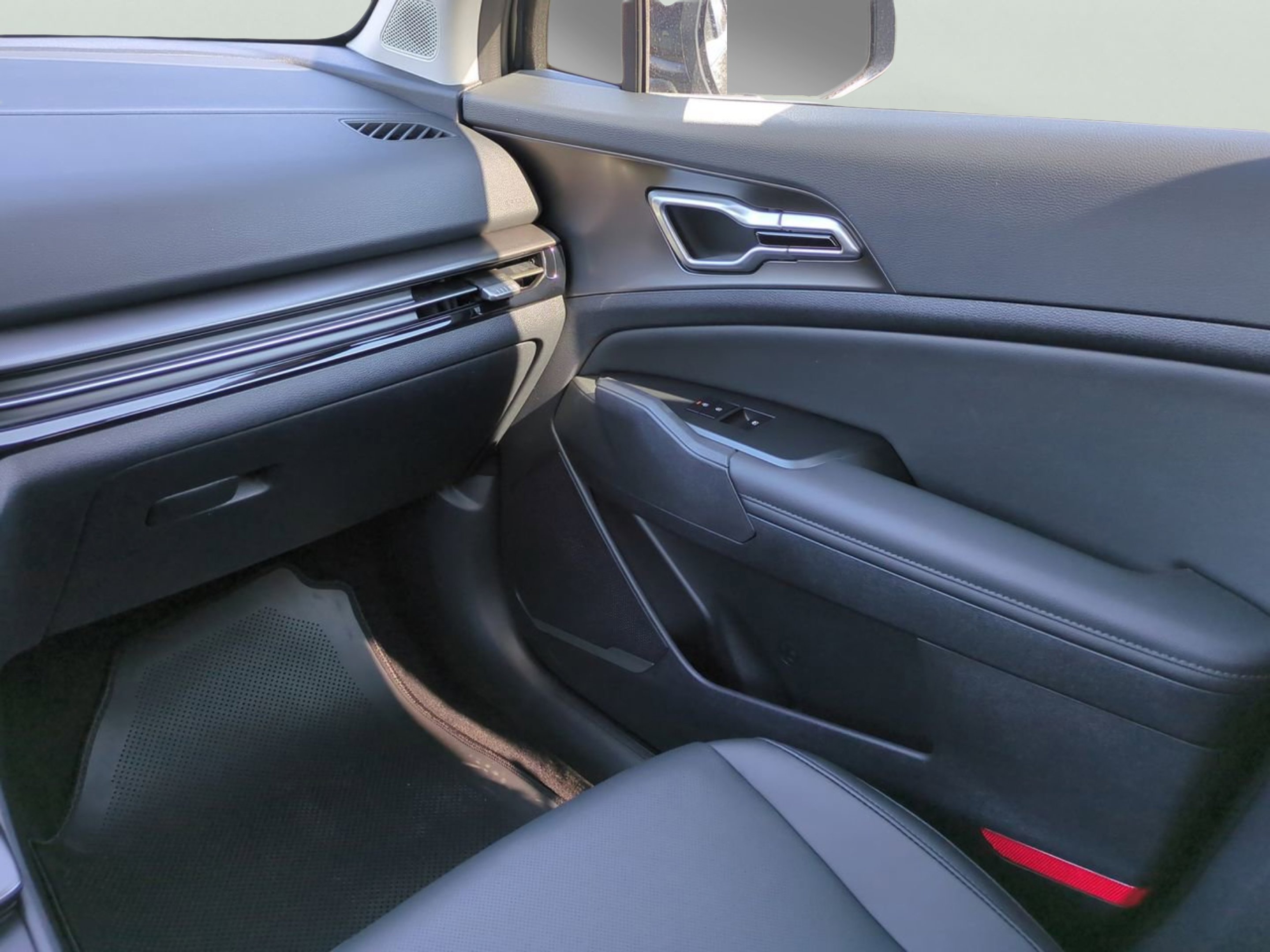 New 2026 Ebony Black Kia EX image 19
