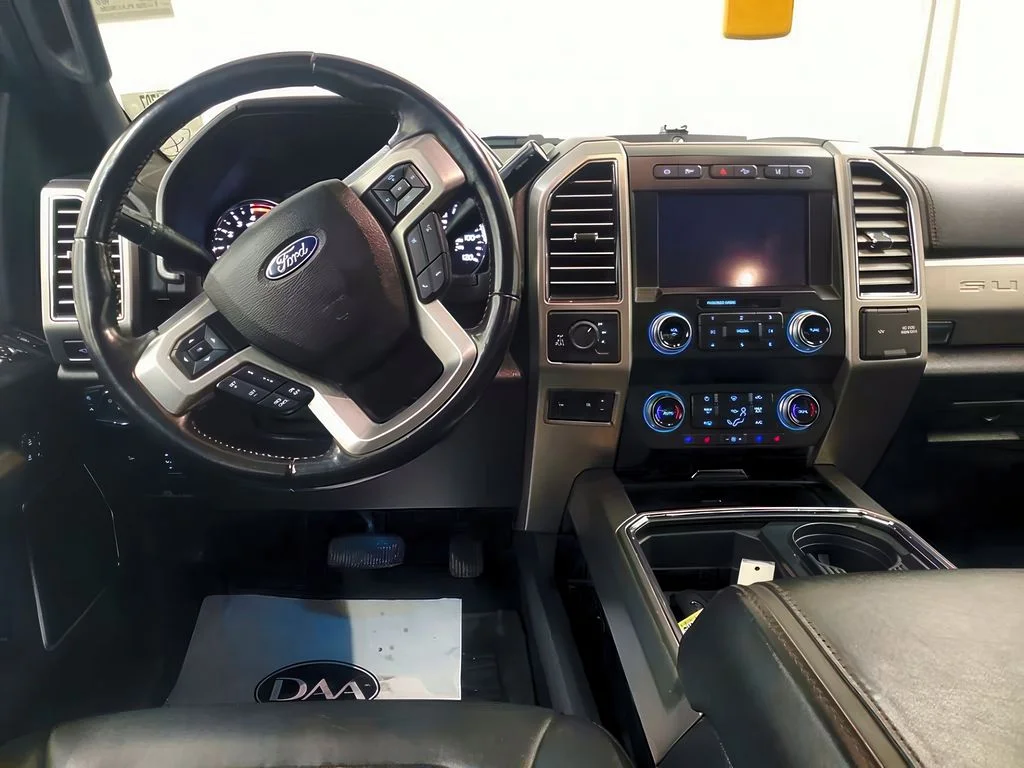 Used 2019 Ruby Red Tinted Clearcoat Ford Platinum image 9