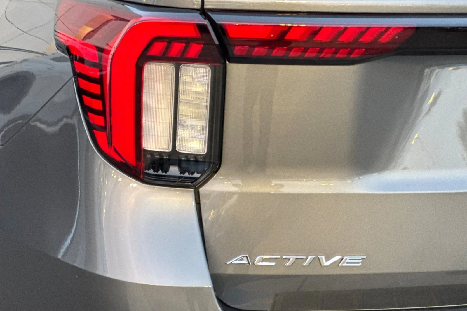 New 2026 Carbonized Gray Metallic Ford Active image 26