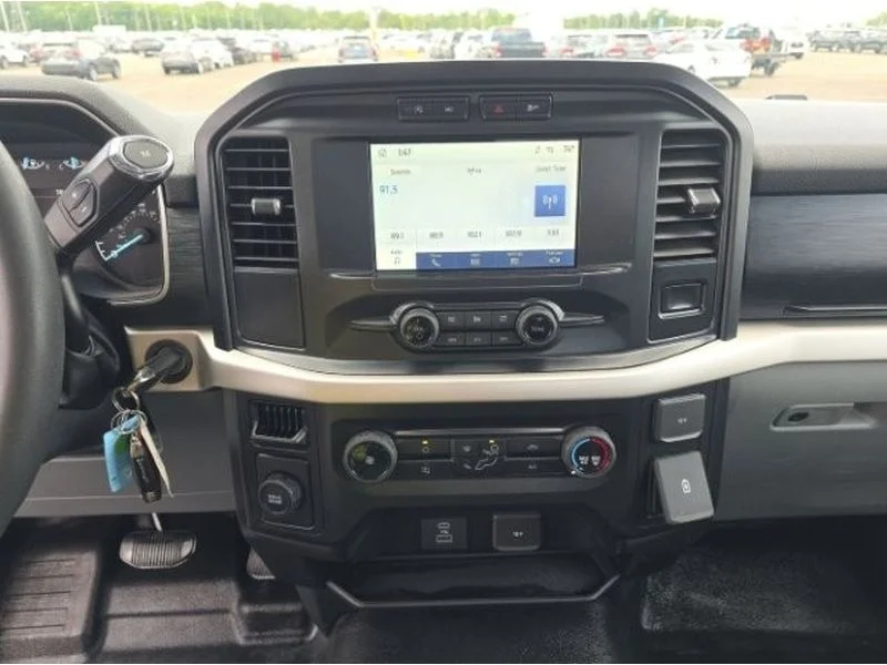 Used 2021 Oxford White Ford XL image 7