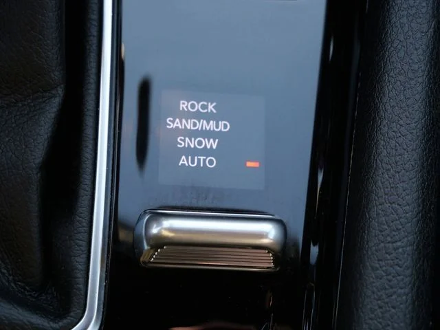 Used 2025 Silver Jeep Trailhawk image 20