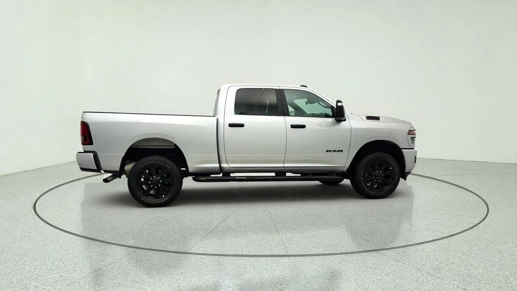 Used 2026 Silver Zynith Ram Big Horn 4x4 Crew Cab 6