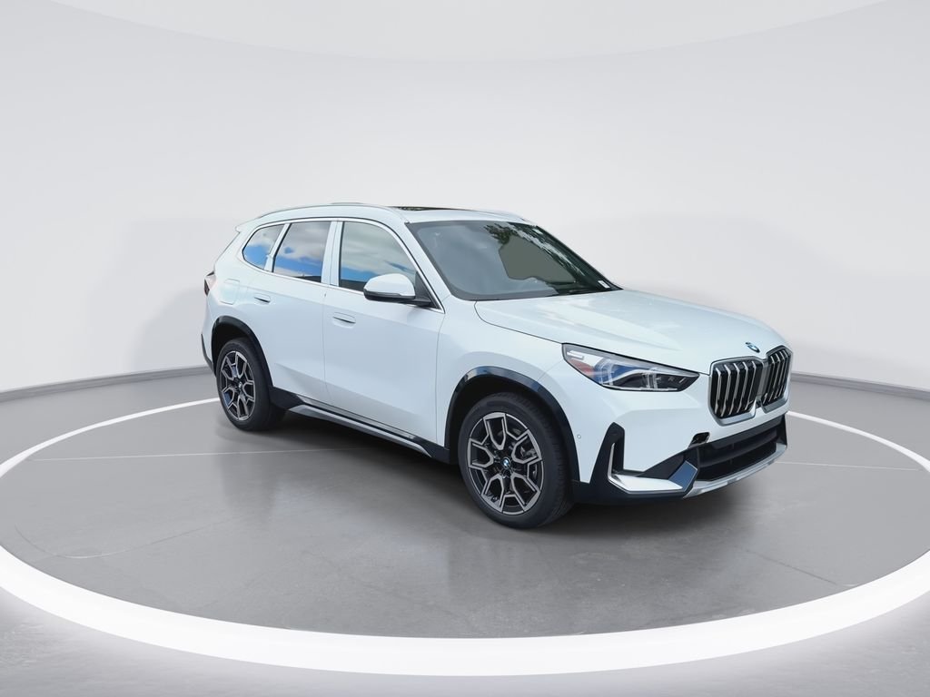 New 2026 Alpine White BMW xDrive28i image 2