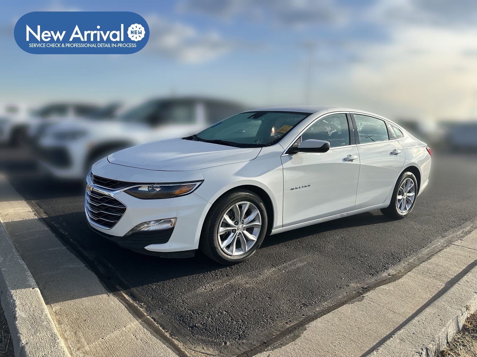 Used 2025 White Chevrolet LT image 1