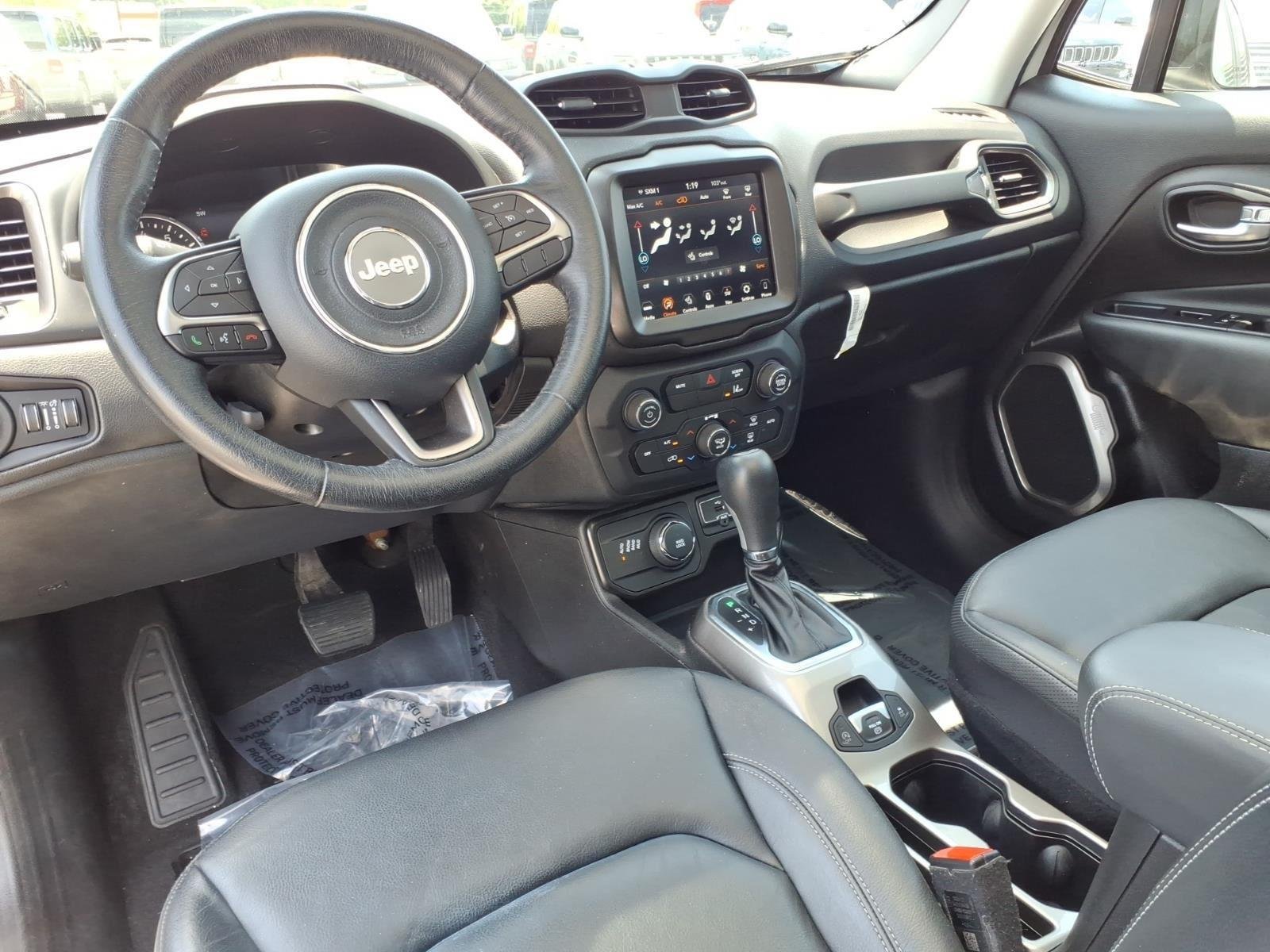Used 2022 Alpine White Clearcoat Jeep Limited image 22