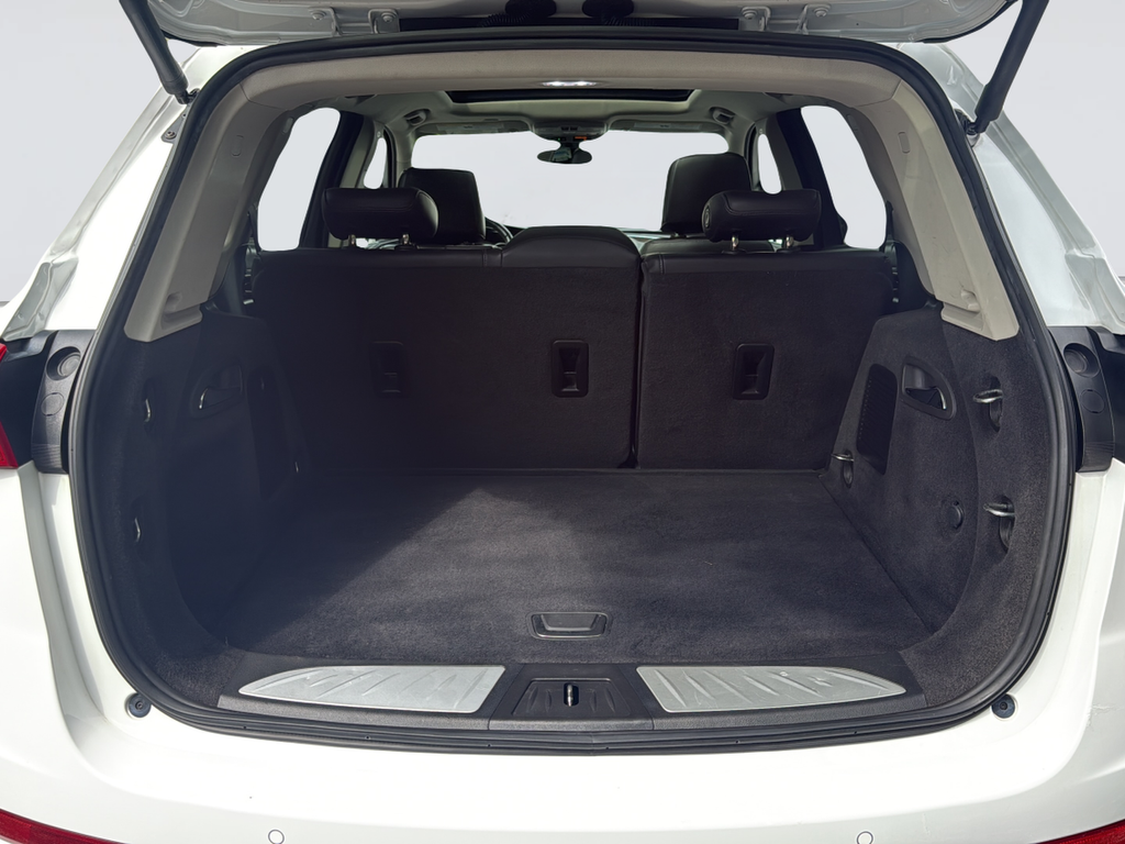 Used 2020 White Buick Essence image 31