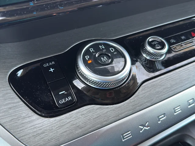 2025 Ford Expedition Platinum - Photo 36