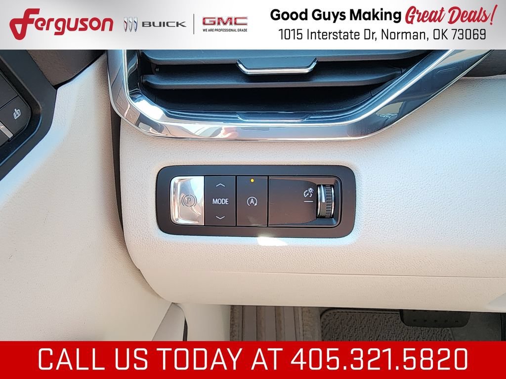 2026 GMC Acadia Denali - Photo 18