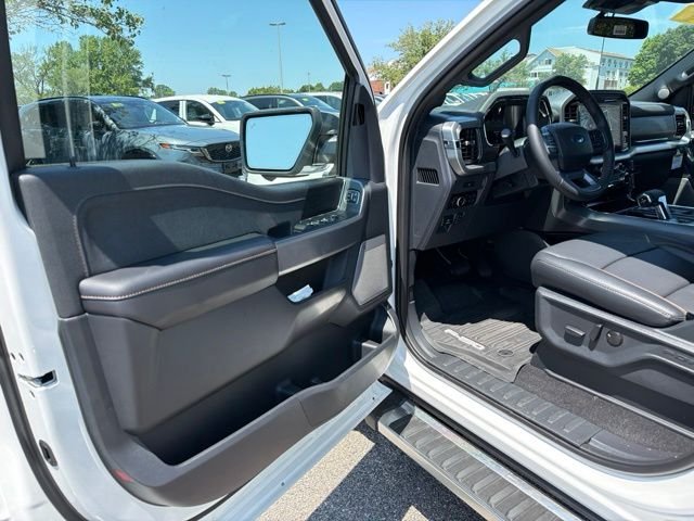 New 2026 Star White Metallic Tri-Coat Ford Lariat® image 13