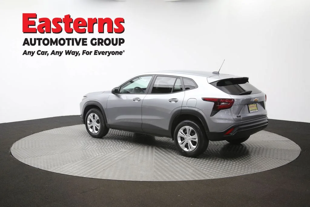 Used 2024 Gray Chevrolet LS image 62