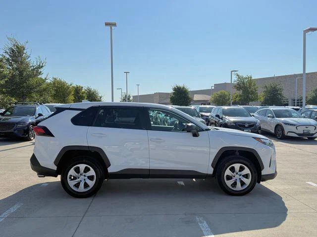Certified Used 2025 ICE CAP Toyota LE image 5