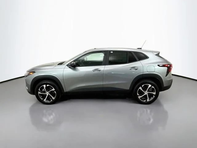 New 2026 Sterling Gray Metallic Chevrolet 1RS image 4