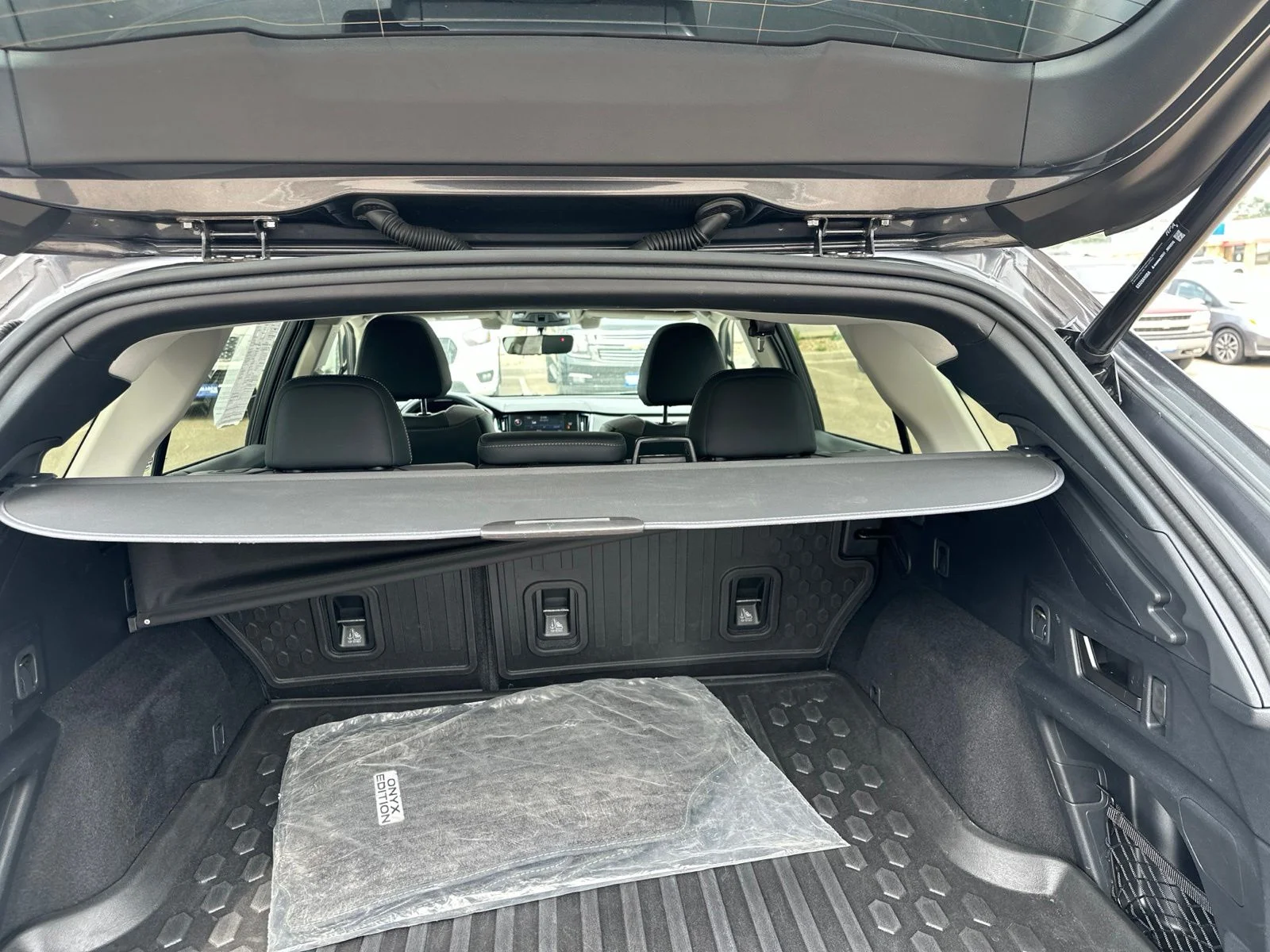 Used 2021 Gray Subaru Onyx Edition XT image 32