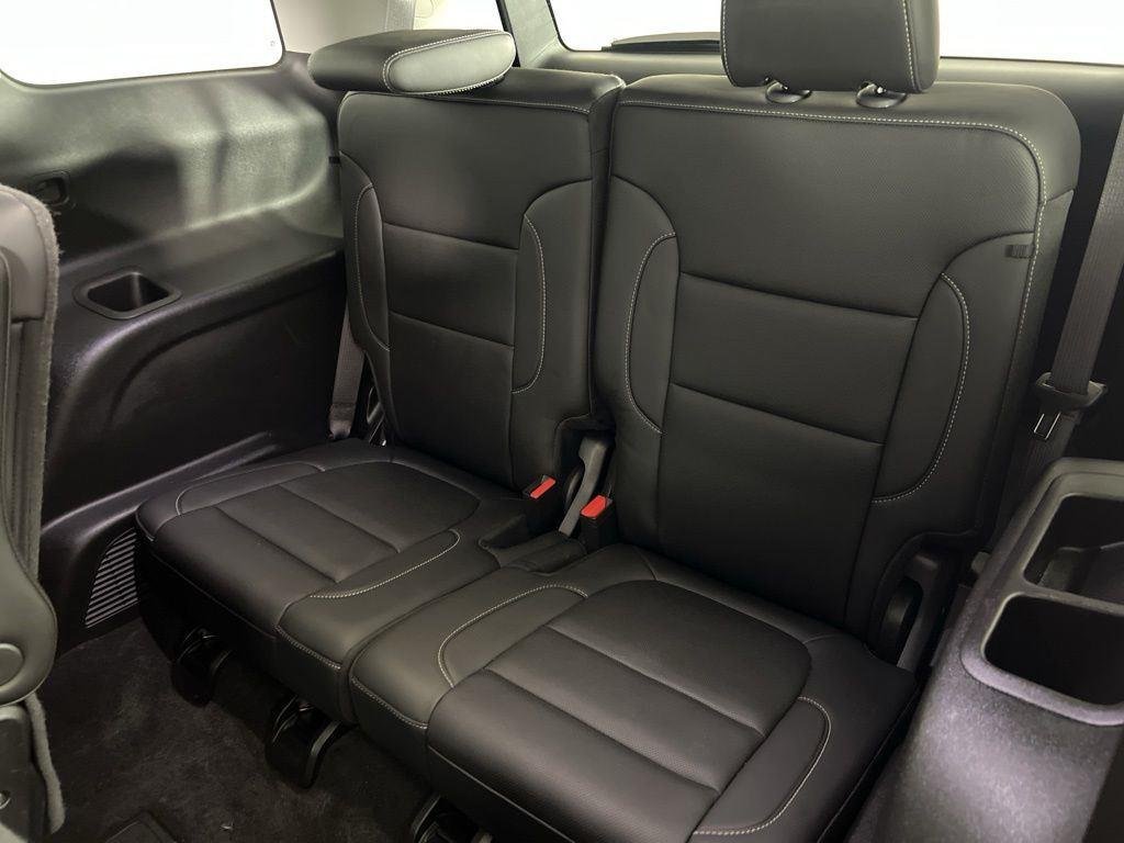 Used 2023 Sterling Metallic GMC SLT image 7