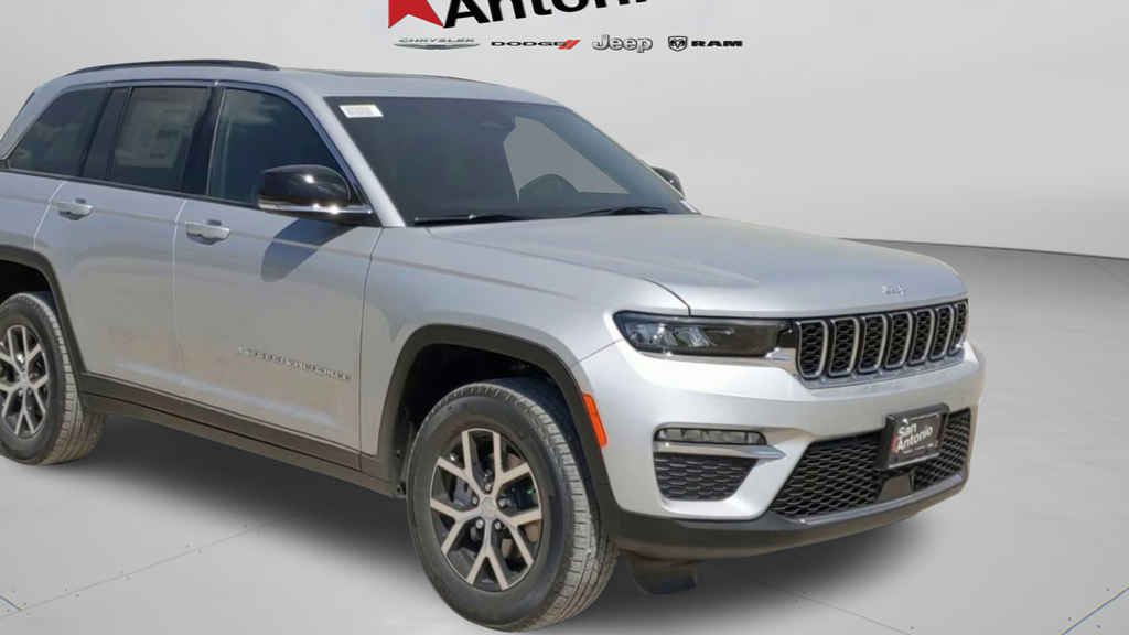 New 2025 Silver Zynith Exterior Paint Jeep Limited image 38