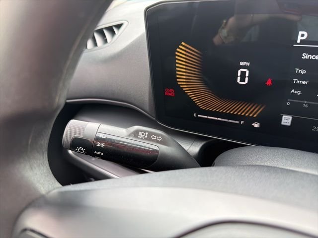 Used 2025 Gray Kia LXS image 33