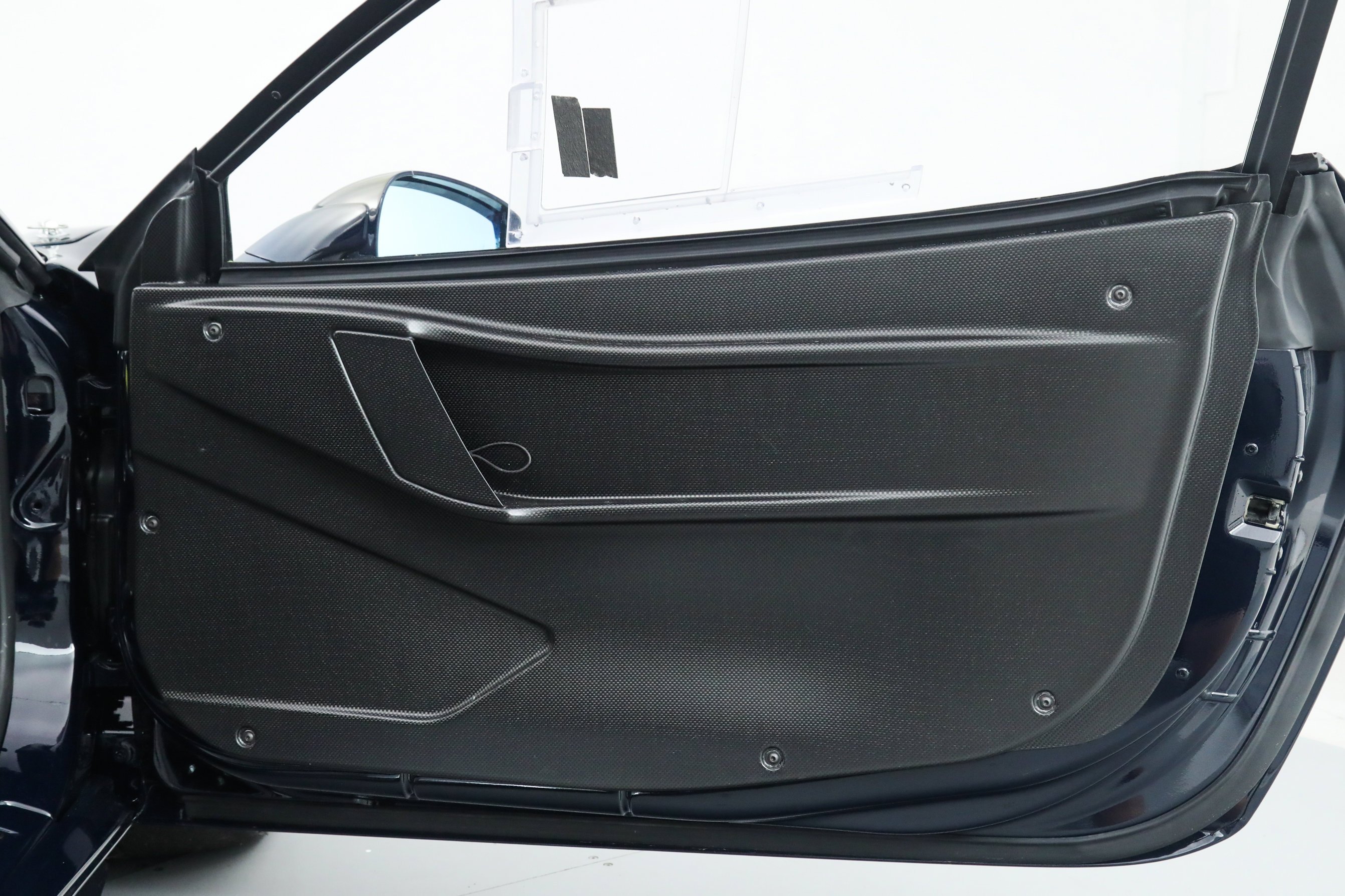 Used 2022 Blue Ferrari  image 20