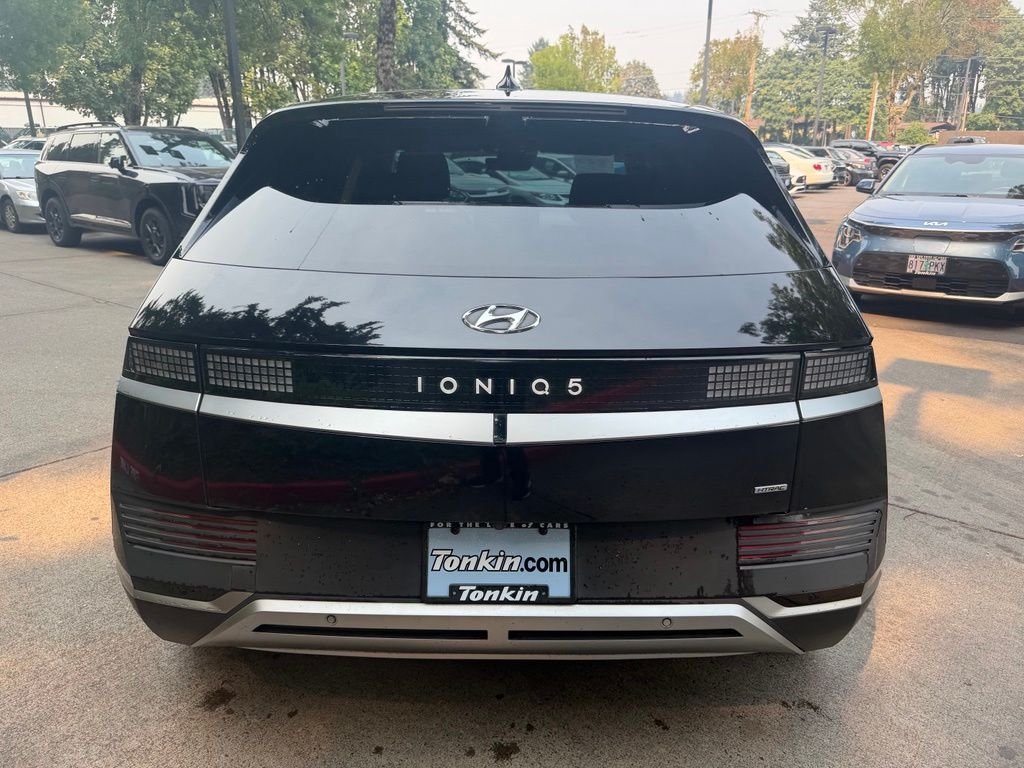 Used 2023 Abyss Black Hyundai SEL image 5