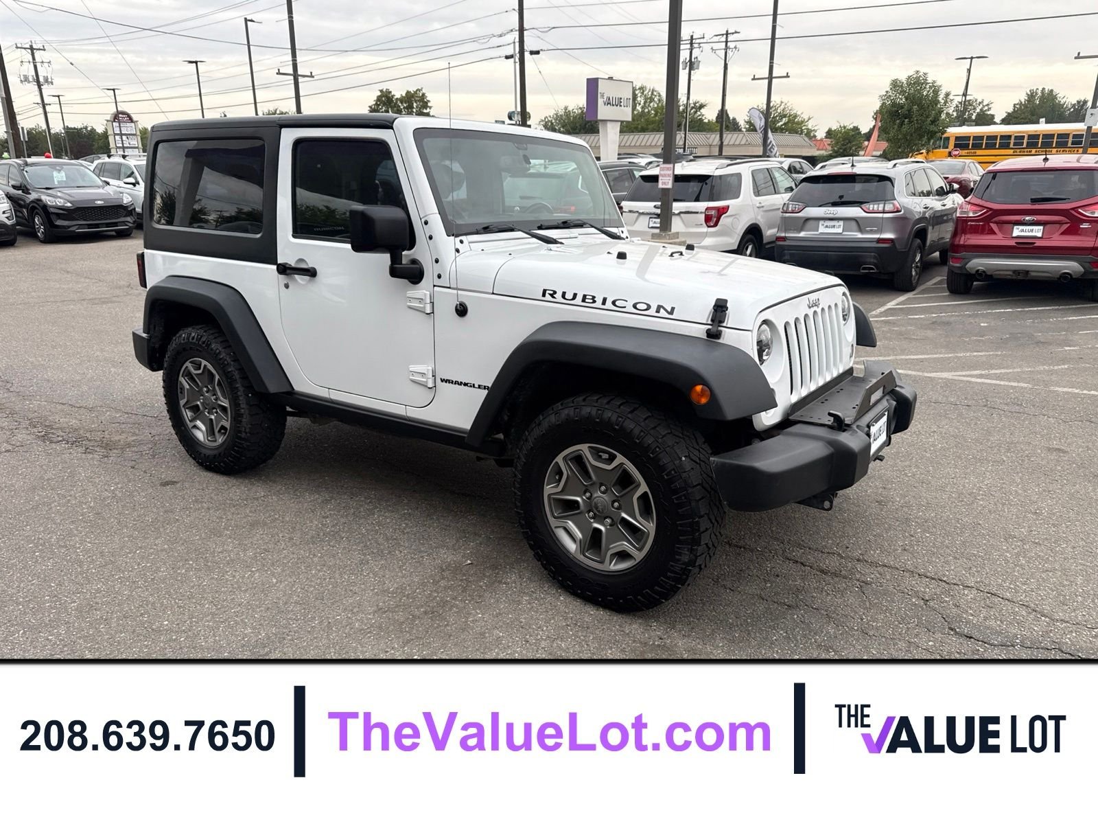 Used 2015 White Jeep Rubicon image 2