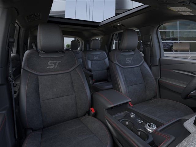2026 Ford Explorer ST - Photo 10