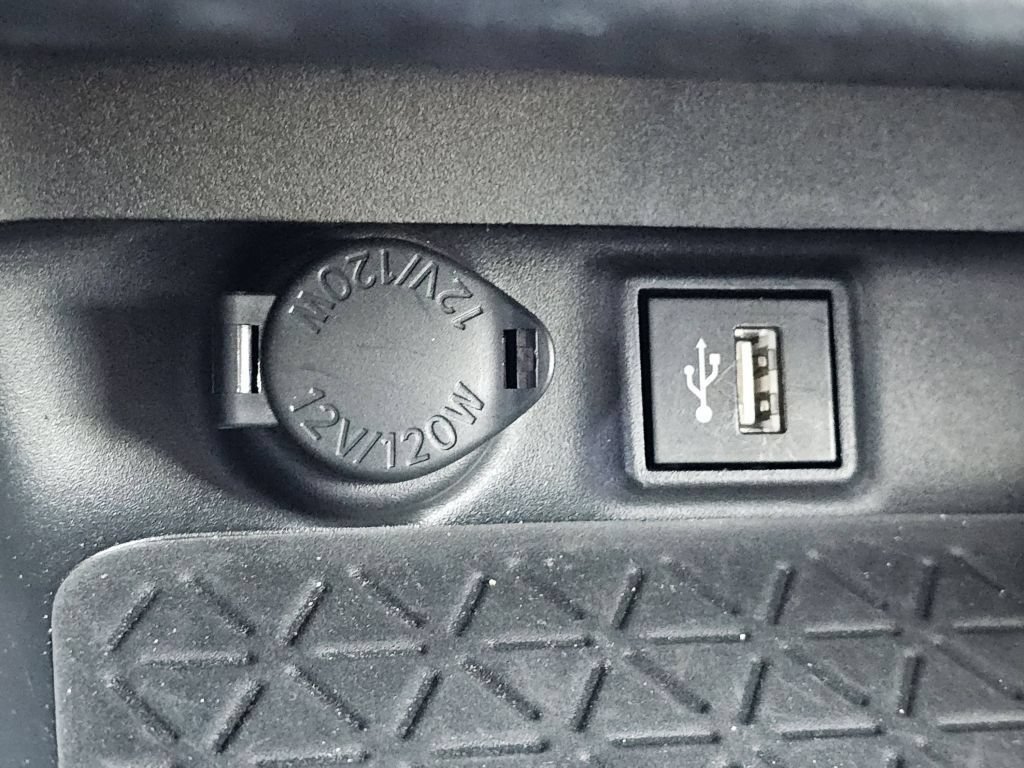 Certified Used 2025 Pearl Toyota XLE Premium image 18