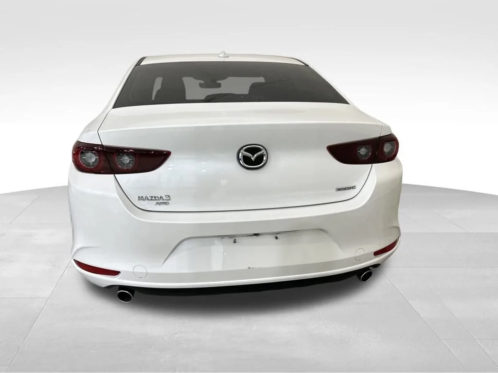 Used 2022 White Mazda Premium image 4