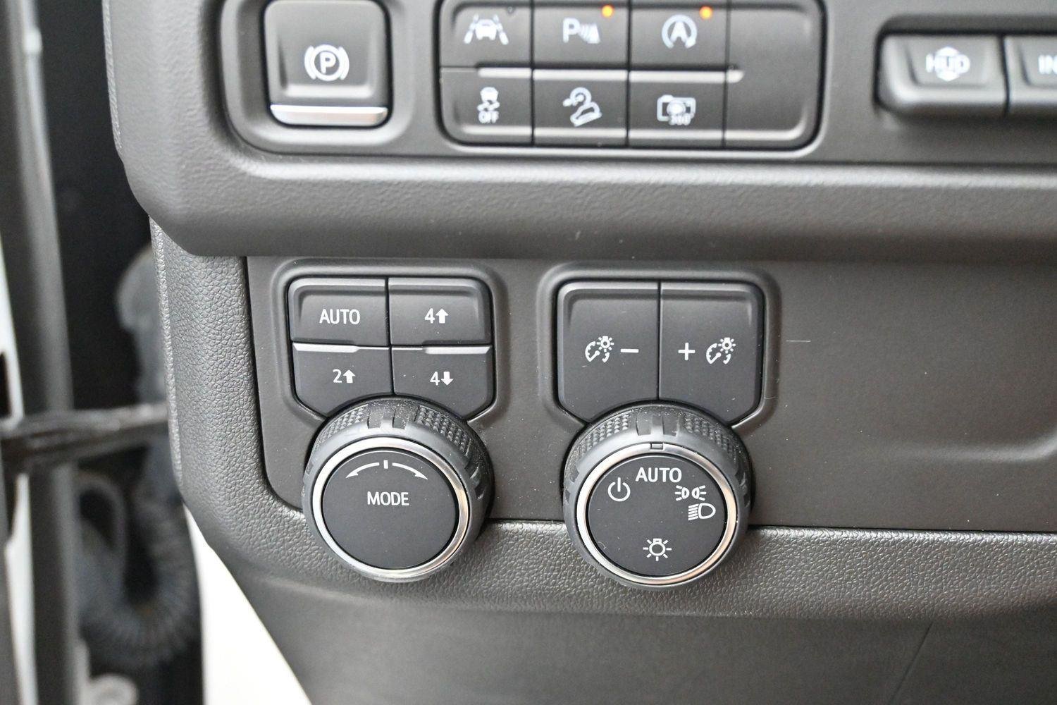 Used 2024 Iridescent Pearl Tricoat Chevrolet High Country image 29