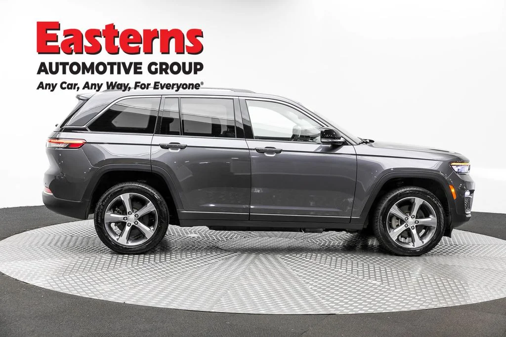 Used 2023 Gray Jeep 4xe image 4