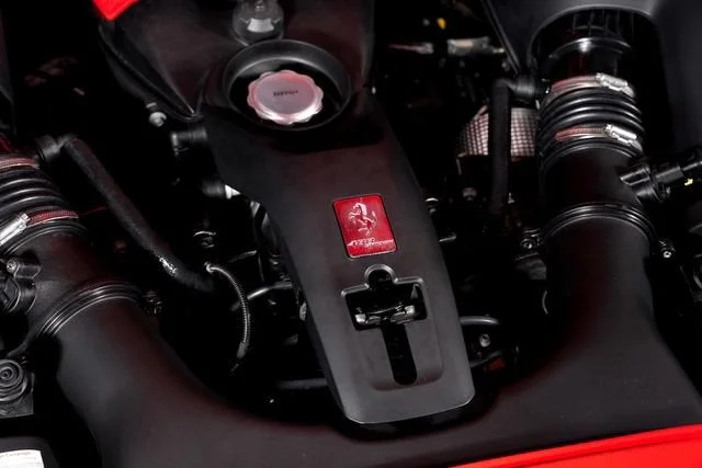 Used 2018 Rosso Corsa Ferrari  image 11