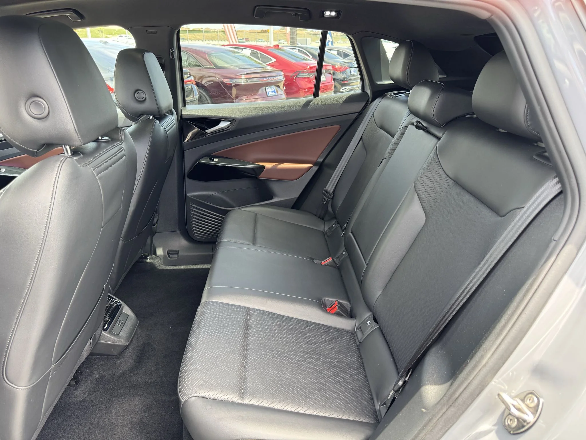 Used 2021 Black Roof Volkswagen Pro S w/ Gradient Pkg image 32