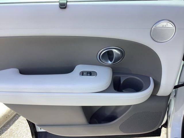 New 2026 White Pearl Hyundai SEL Premium image 13