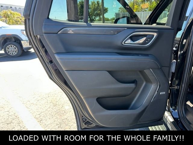 Used 2023 Black GMC AT4 image 13