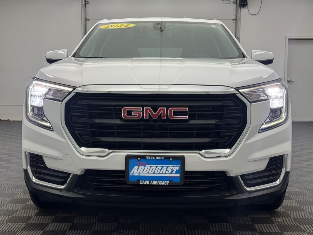 2024 GMC Terrain SLE - Photo 11