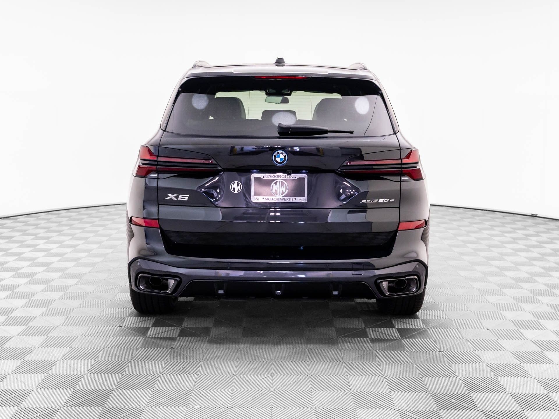 New 2026 Black Sapphire Metallic BMW xDrive50e image 5