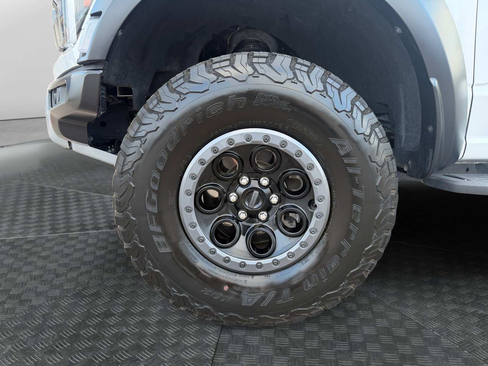 Certified Used 2024 Oxford White Ford Raptor image 9