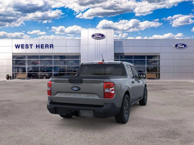 New 2026 Carbonized Gray Metallic Ford XLT image 8