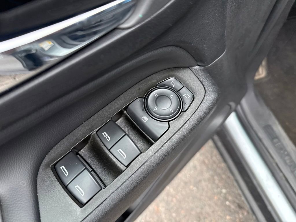 2024 Chevrolet Equinox LT - Photo 18