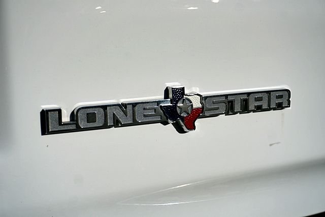 Used 2022 White Ram Big Horn/Lone Star image 10