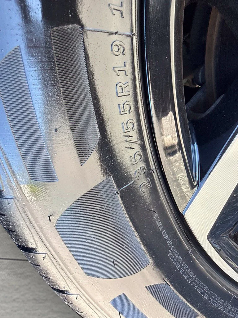 Used 2023 Black Hyundai SE image 26